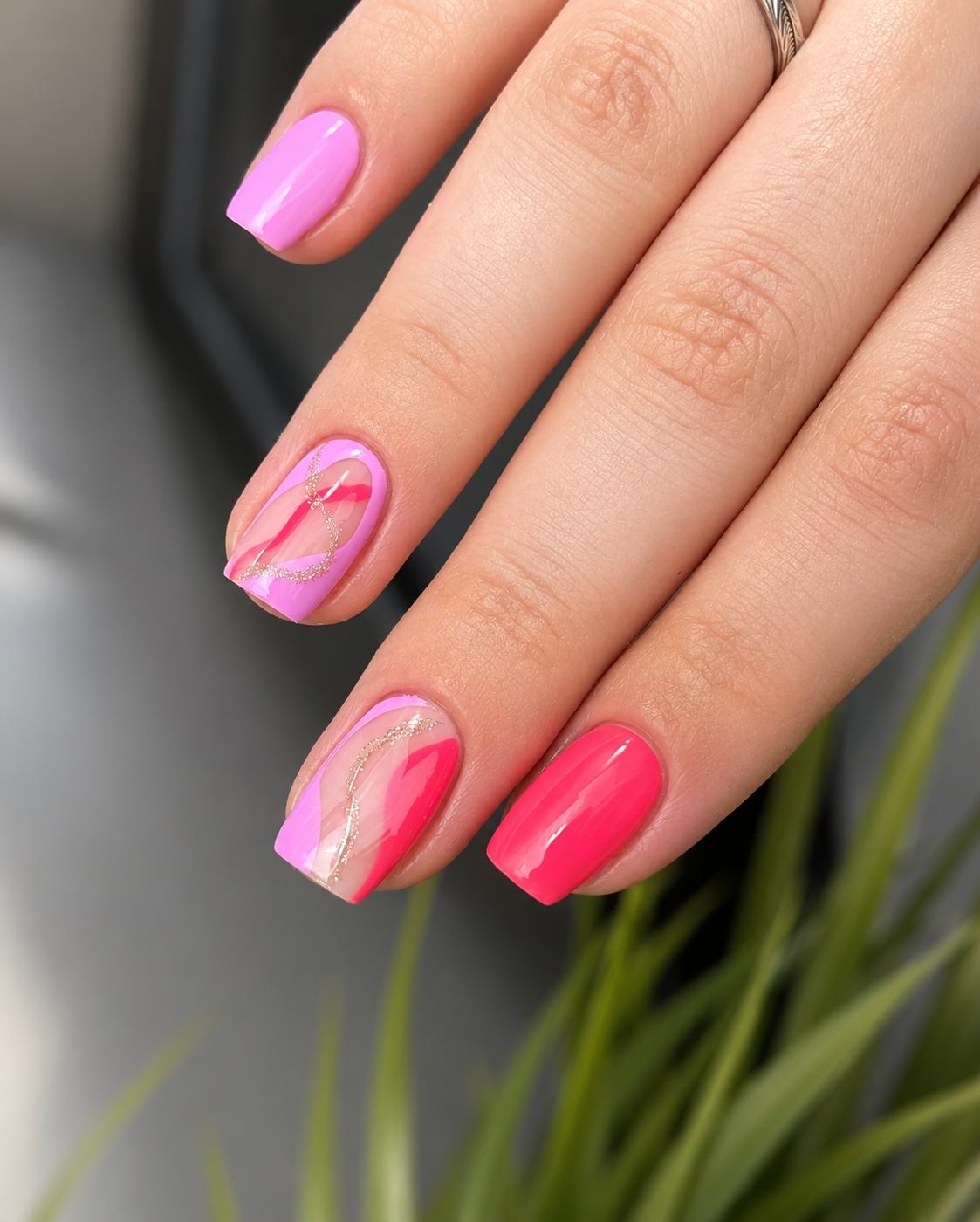 Zabieg: Manicure & pedicure